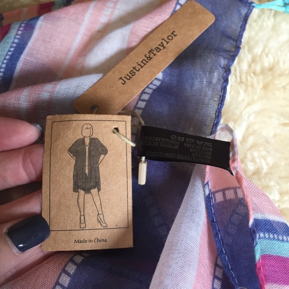 Justin & Taylor Multi Color Ruana - Picture 8 of 8